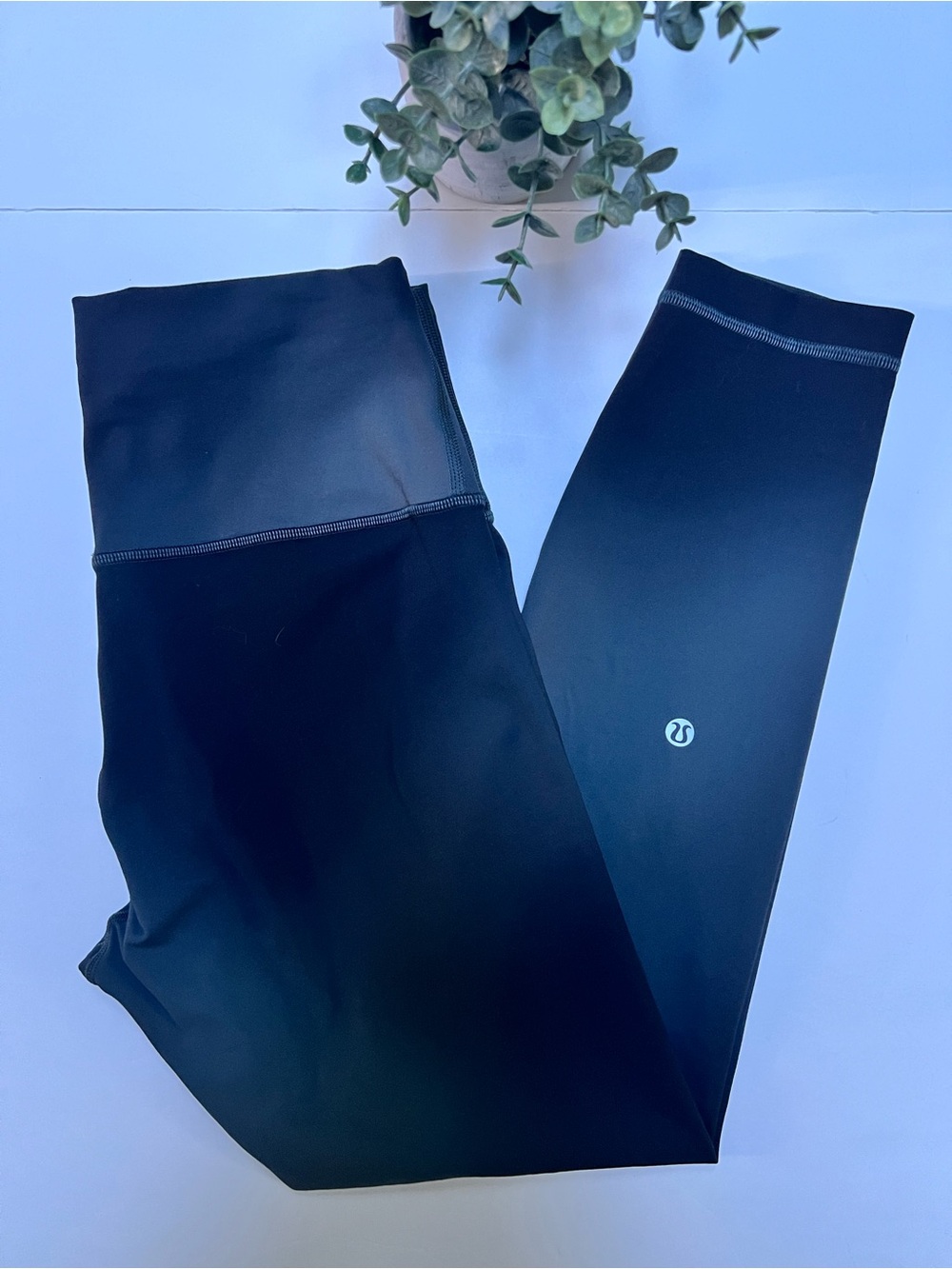 Lululemon Wunder Train High-Rise Tight 25” midnight haze black multi Size 8
